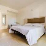 Crystal Guest house Marcelli